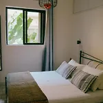 Rhodes Backpackers Boutique Hostel And Apartments