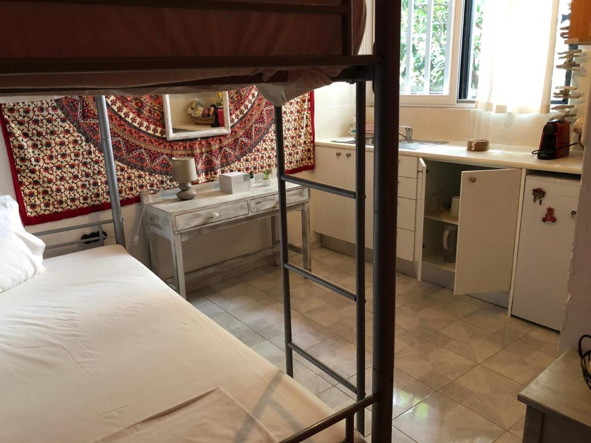 Rhodes Backpackers Boutique And Hostel